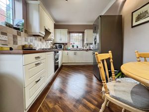 Photo 29- click for photo gallery